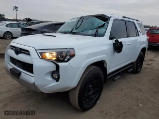 2024 Toyota 4Runner TRD Off Road with VIN JTERU5JR7R6270449, listed as a Copart auction lot 44336755 with 12,599 mi miles and Salvage Title. Bid and sale history available at carsss.com. Image 1.