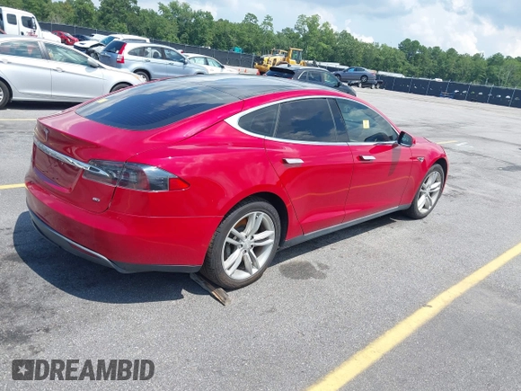 2013 Tesla Model S с VIN 5YJSA1CN9DFP09973, выставлен на аукционе IAAI как лот 42724026 с пробегом 61 546 миль миль и . История ставок и продаж доступна на DreamBid. Изображение 4.