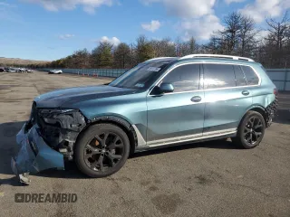 2024 BMW X7 xDrive40i with VIN 5UX23EM03R9S26340, listed as a Copart auction lot 46449785 with 0 mi miles and Salvage Title. Bid and sale history available at carsss.com. Image 1.