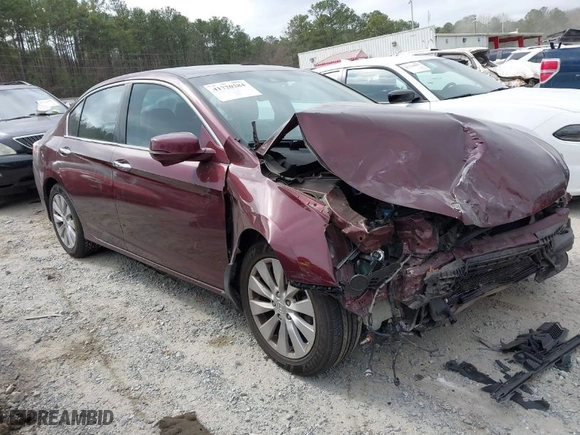 2015 Honda Accord Sedan EX-L with VIN 1HGCR2F85FA076295, listed as a IAAI auction lot 41720284 with 170,835 mi miles. Bid and sale history available at carsss.com. Image 1.