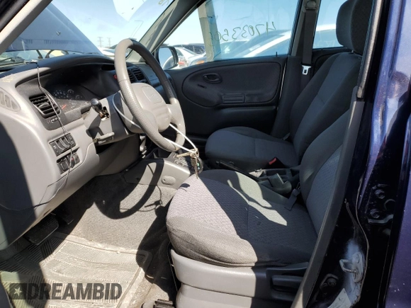2001 Chevrolet Tracker ZR2 z VIN 2CNBJ734316948149, wystawiony jako Copart lot #47033505 z przebiegiem 136 903 mil mil oraz Szkoda całkowita • Salvage title. Historia ofert i sprzedaży dostępna na DreamBid. Obrazek 7.