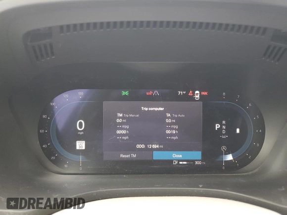 2024 Volvo XC60 Core Dark Theme z VIN YV4L12RKXR1763710, wystawiony jako Copart lot #48162225 z przebiegiem 12 694 mil mil oraz Szkoda całkowita • Salvage title. Historia ofert i sprzedaży dostępna na DreamBid. Obrazek 9.