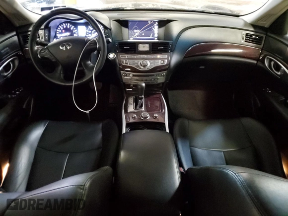 2018 Infiniti Q70 Luxe с VIN JN1BY1PR1JM370429, выставлен на аукционе Copart как лот 61178185 с пробегом 48 972 миль миль и Списание • Salvage title. История ставок и продаж доступна на DreamBid. Изображение 8.