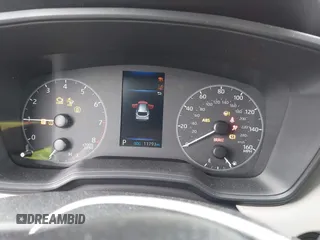2024 Toyota Corolla Cross LE z VIN 7MUBAABG6RV083522, wystawiony jako IAAI lot #41998712 z przebiegiem 11 793 mil mil oraz . Historia ofert i sprzedaży dostępna na DreamBid. Obrazek 7.