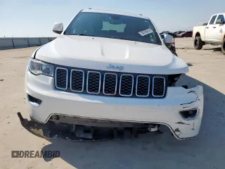 2020 Jeep Grand Cherokee Laredo E z VIN 1C4RJFAG4LC207920, wystawiony jako Copart lot #58726915 z przebiegiem 43 451 mil mil oraz Szkoda całkowita • Salvage title. Historia ofert i sprzedaży dostępna na DreamBid. Obrazek 5.