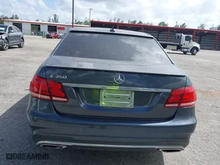 2016 Mercedes-Benz E-Class E 350 Sport with VIN WDDHF5KB7GB173418, listed as a IAAI auction lot 41956020 with 72,475 mi miles. Bid and sale history available at carsss.com. Image 17.