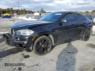 2018 BMW X6 xDrive35i z VIN 5UXKU2C50J0Z62430, wystawiony jako Copart lot #46153435 z przebiegiem 77 818 mil mil oraz Nie do naprawy. Historia ofert i sprzedaży dostępna na DreamBid. Obrazek 1.