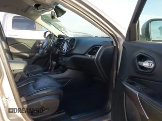 2019 Jeep Cherokee Limited с VIN 1C4PJLDB2KD443531, выставлен на аукционе IAAI как лот 42620476 с пробегом 60 644 миль миль и . История ставок и продаж доступна на DreamBid. Изображение 5.
