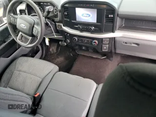 2022 Ford F-150 XL with VIN 1FTMF1E58NKE24645, listed as a Copart auction lot 42051515 with 43,429 mi miles and Salvage Title. Bid and sale history available at DreamBid. Image 8.
