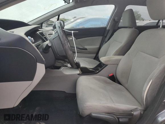 2013 Honda Civic LX z VIN 2HGFB2F55DH300459, wystawiony jako Copart lot #53210385 z przebiegiem 161 534 mil mil oraz Czysty tytuł • Clean title. Historia ofert i sprzedaży dostępna na DreamBid. Obrazek 7.