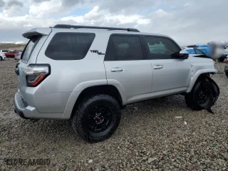 2021 Toyota 4Runner TRD Off Road with VIN JTEPU5JR7M5954519, listed as a Copart auction lot 86282764 with 32,006 mi miles and Salvage Title. Bid and sale history available at carsss.com. Image 3.
