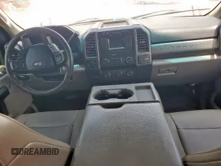 2019 Ford F-250 XL z VIN 1FT7W2BT5KED93161, wystawiony jako Copart lot #59251275 z przebiegiem 156 118 mil mil oraz Czysty tytuł • Clean title. Historia ofert i sprzedaży dostępna na DreamBid. Obrazek 8.