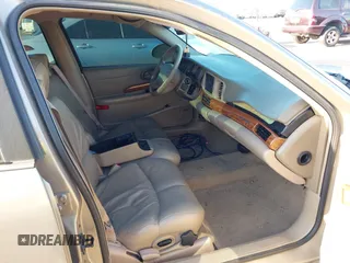 2000 Buick LeSabre Custom with VIN 1G4HP54K4Y4287589, listed as a IAAI auction lot 42014677 with Not Provided miles and . Bid and sale history available at carsss.com. Image 5.