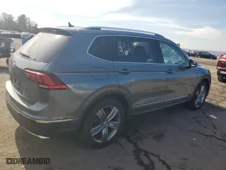2019 Volkswagen Tiguan SEL Premium with VIN 3VV4B7AX7KM017038, listed as a Copart auction lot 45225445 with 70,500 mi miles and Salvage Title. Bid and sale history available at carsss.com. Image 3.