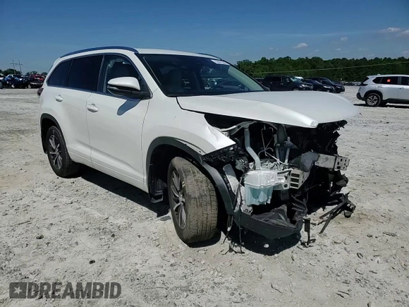 2017 Toyota Highlander XLE with VIN 5TDKZRFH3HS521741, listed as a Copart auction lot 55981365 with 91,680 mi miles and Salvage title. Bid and sale history available at DreamBid. Image 15.