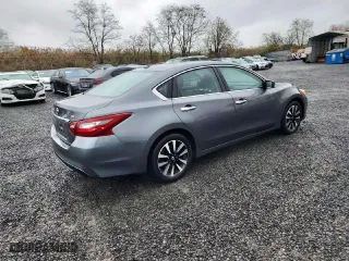 2018 Nissan Altima 2.5 SR with VIN 1N4AL3AP0JC270943, listed as a Copart auction lot 54013695 with 103,750 mi miles and Salvage Title. Bid and sale history available at carsss.com. Image 4.