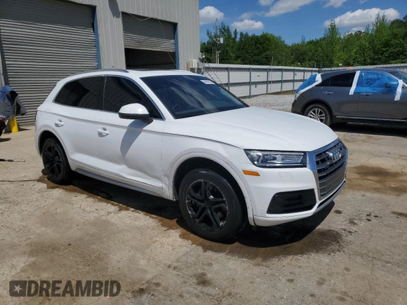2019 Audi Q5 Premium with VIN WA1ANAFY2K2081660, listed as a Copart auction lot 54208325 with 111,082 mi miles and Clean Title. Bid and sale history available at carsss.com. Image 4.
