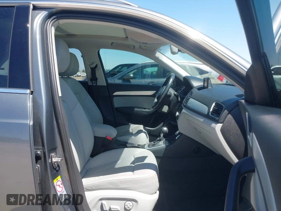 2015 Audi Q3 Prestige with VIN WA1GFCFS7FR013818, listed as a IAAI auction lot 41975076 with 60,295 mi miles and . Bid and sale history available at DreamBid. Image 5.