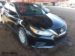2018 Nissan Altima 2.5 SL with VIN 1N4AL3AP9JC270911, listed as a IAAI auction lot 41375582 with 90,449 mi miles. Bid and sale history available at carsss.com. Image 1.