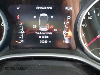 2020 Jeep Compass Sport с VIN 3C4NJCAB2LT102346, выставлен на аукционе IAAI как лот 41010173 с пробегом 70 239 миль миль и . История ставок и продаж доступна на DreamBid. Изображение 15.