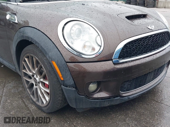 2010 MINI Hardtop S with VIN WMWMF7C50ATZ74395, listed as a IAAI auction lot 42227483 with 109,704 mi miles and . Bid and sale history available at DreamBid. Image 6.
