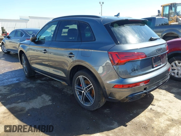 2024 Audi Q5 S line Premium Plus with VIN WA1E2AFY6R2149950, listed as a IAAI auction lot 41801016 with Not provided miles and . Bid and sale history available at DreamBid. Image 3.