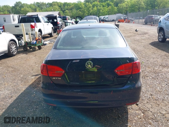2014 Volkswagen Jetta S z VIN 3VW2K7AJ2EM429306, wystawiony jako IAAI lot #42161911 z przebiegiem 129 997 mil mil oraz . Historia ofert i sprzedaży dostępna na DreamBid. Obrazek 16.
