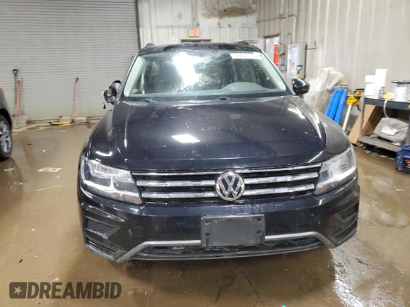 2021 Volkswagen Tiguan SE z VIN 3VV2B7AX1MM001377, wystawiony jako Copart lot #49893775 z przebiegiem 61 422 mil mil oraz Szkoda całkowita • Salvage title. Historia ofert i sprzedaży dostępna na DreamBid. Obrazek 5.
