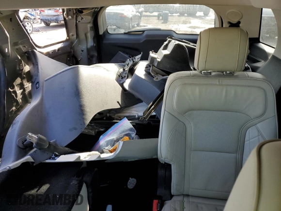 2016 Ford Explorer Platinum z VIN 1FM5K8HTXGGB59098, wystawiony jako Copart lot #54625405 z przebiegiem 99 465 mil mil oraz Szkoda całkowita • Salvage title. Historia ofert i sprzedaży dostępna na DreamBid. Obrazek 10.