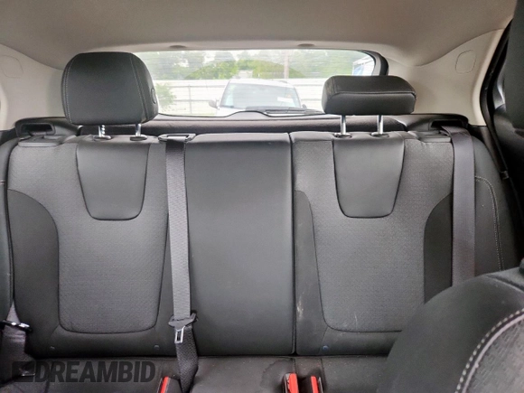 2024 Buick Encore GX Preferred with VIN KL4AMBS27RB071324, listed as a Copart auction lot 60527045 with 16,149 mi miles and Clean title. Bid and sale history available at DreamBid. Image 10.