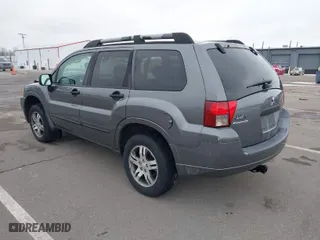 2006 Mitsubishi Endeavor LS with VIN 4A4MM21S06E068305, listed as a IAAI auction lot 41207323 with 228,267 mi miles. Bid and sale history available at carsss.com. Image 3.