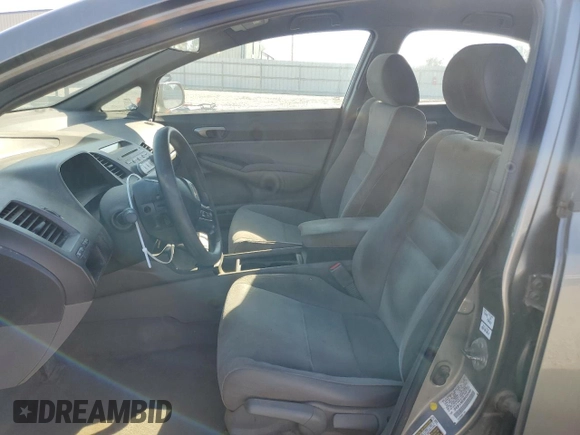 2008 Honda Civic LX z VIN 2HGFA16518H352481, wystawiony jako Copart lot #47781525 z przebiegiem 152 682 mil mil oraz Szkoda całkowita • Salvage title. Historia ofert i sprzedaży dostępna na DreamBid. Obrazek 7.