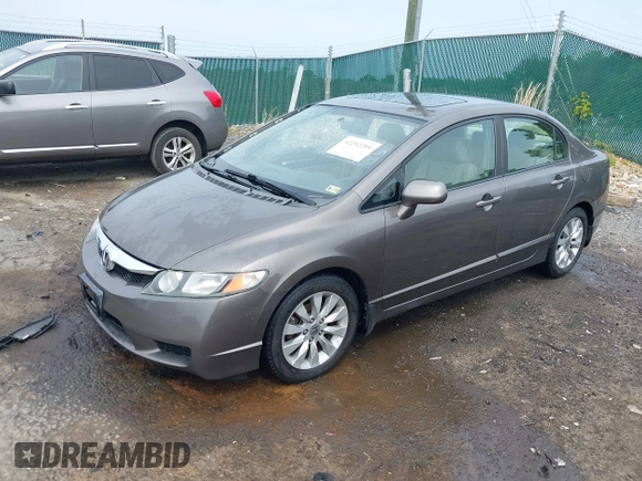 2009 Honda Civic z VIN 1HGFA15999L023648, wystawiony jako IAAI lot #42292289 z przebiegiem 279 822 mil mil oraz . Historia ofert i sprzedaży dostępna na DreamBid. Obrazek 17.