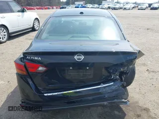 2021 Nissan Altima 2.5 SR with VIN 1N4BL4CV6MN418723, listed as a IAAI auction lot 41794869 with 64,237 mi miles. Bid and sale history available at carsss.com. Image 16.