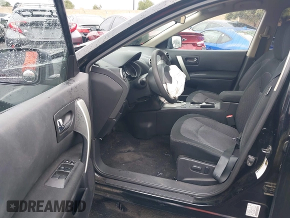 2013 Nissan Rogue S with VIN JN8AS5MT6DW501000, listed as a IAAI auction lot 41772447 with 110,811 mi miles. Bid and sale history available at carsss.com. Image 5.