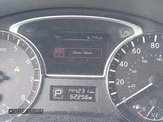 2015 Nissan Altima SL z VIN 1N4AL3AP3FC483764, wystawiony jako IAAI lot #42309176 z przebiegiem 144 231 mil mil oraz . Historia ofert i sprzedaży dostępna na DreamBid. Obrazek 7.