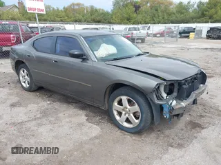 2008 Dodge Charger SXT z VIN 2B3KK43G88H135285, wystawiony jako IAAI lot #42210000 z przebiegiem 211 174 mil mil oraz . Historia ofert i sprzedaży dostępna na DreamBid. Obrazek 1.