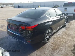 2020 Nissan Altima SR with VIN 1N4AL4CV4LN309364, listed as a IAAI auction lot 41793201 with 38,098 mi miles and . Bid and sale history available at carsss.com. Image 4.