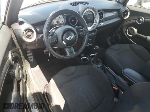 2013 MINI Hardtop S with VIN WMWSV3C53DT391200, listed as a Copart auction lot 59903365 with 48,654 mi miles and Salvage title. Bid and sale history available at DreamBid. Image 8.