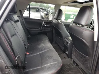 2023 Toyota 4Runner TRD Off Road Premium z VIN JTERU5JR8P6100209, wystawiony jako Copart lot #61629095 z przebiegiem 17 031 mil mil oraz Szkoda całkowita • Salvage title. Historia ofert i sprzedaży dostępna na DreamBid. Obrazek 10.
