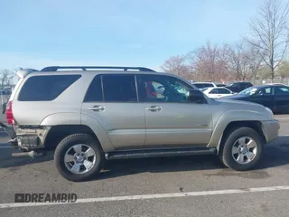 2005 Toyota 4Runner SR5 with VIN JTEBT14R350056824, listed as a IAAI auction lot 41936954 with 247,526 mi miles and . Bid and sale history available at DreamBid. Image 14.