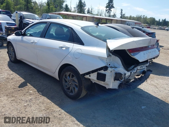 2024 Hyundai Elantra SEL with VIN KMHLM4DG4RU694158, listed as a IAAI auction lot 42451607 with 6,471 mi miles and . Bid and sale history available at DreamBid. Image 3.