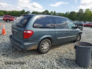 2005 Chrysler Town & Country Touring z VIN 2C4GP54L05R524614, wystawiony jako Copart lot #54941575 z przebiegiem 300 918 mil mil oraz Szkoda całkowita • Salvage title. Historia ofert i sprzedaży dostępna na DreamBid. Obrazek 3.