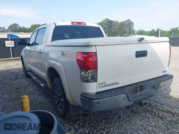 2007 Toyota Tundra LTD with VIN 5TBDV58167S488187, listed as a IAAI auction lot 42113431 with 242,650 mi miles. Bid and sale history available at carsss.com. Image 3.