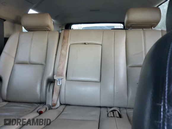 2008 GMC Yukon XL SLT with VIN 1GKFC160X8J187420, listed as a Copart auction lot 84614794 with 306,715 mi miles and Salvage Title. Bid and sale history available at carsss.com. Image 10.