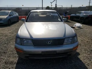 1996 Lexus LS 400 z VIN JT8BH22F8T0048301, wystawiony jako Copart lot #61438155 z przebiegiem 231 691 mil mil oraz Czysty tytuł • Clean title. Historia ofert i sprzedaży dostępna na DreamBid. Obrazek 5.