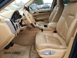 2013 Porsche Cayenne Diesel z VIN WP1AF2A27DLA20232, wystawiony jako Copart lot #86533894 z przebiegiem 160 242 mil mil oraz Szkoda całkowita • Salvage title. Historia ofert i sprzedaży dostępna na DreamBid. Obrazek 7.
