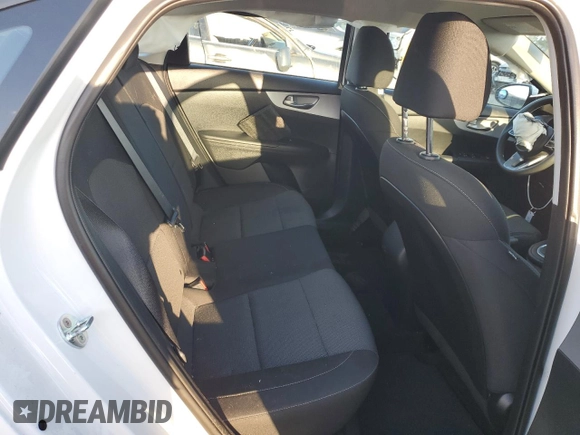 2022 Kia Forte LXS with VIN 3KPF24AD1NE452874, listed as a Copart auction lot 48189465 with 30,373 mi miles and Salvage Title. Bid and sale history available at carsss.com. Image 10.
