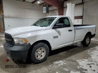 2017 Ram 1500 Tradesman z VIN 3C6JR6DG1HG773921, wystawiony jako Copart lot #86685964 z przebiegiem 105 819 mil mil oraz Szkoda całkowita • Salvage title. Historia ofert i sprzedaży dostępna na DreamBid. Obrazek 1.