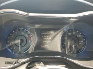 2015 Chrysler 200 S с VIN 1C3CCCBB0FN717664, выставлен на аукционе Copart как лот 58769445 с пробегом 119 217 миль миль и Чистый • Clean title. История ставок и продаж доступна на DreamBid. Изображение 9.